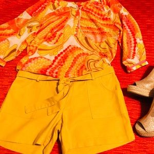 The Limited Tweed shorts with tie belt sz 10 EUC